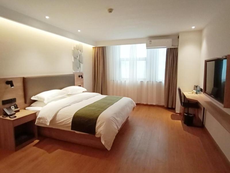 Greentree Inn Jiujiang Railway Station Business Hotel Екстер'єр фото