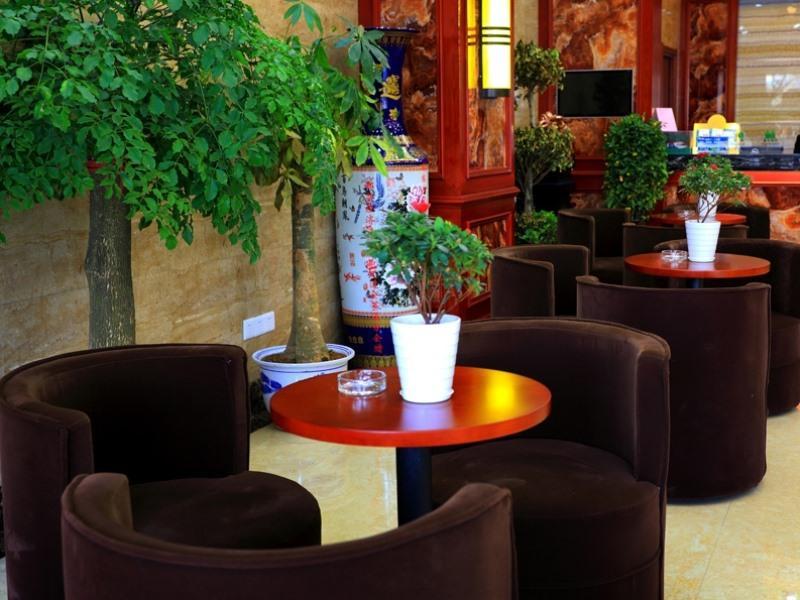 Greentree Inn Jiujiang Railway Station Business Hotel Екстер'єр фото