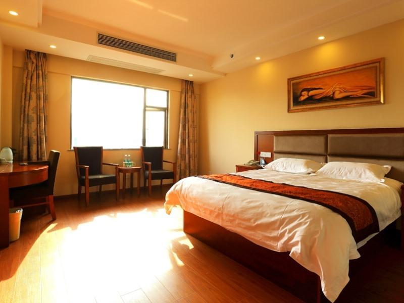 Greentree Inn Jiujiang Railway Station Business Hotel Екстер'єр фото
