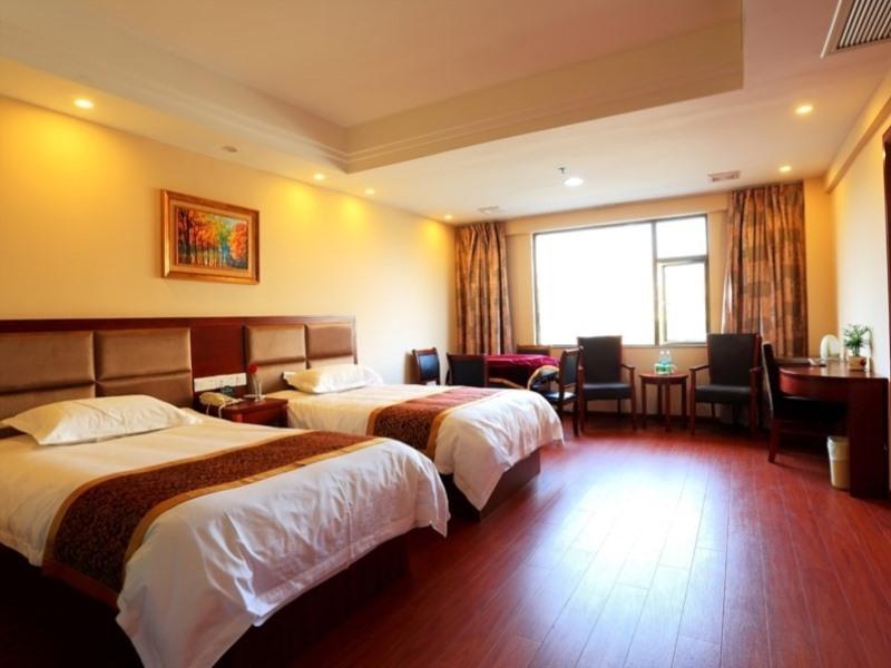 Greentree Inn Jiujiang Railway Station Business Hotel Екстер'єр фото