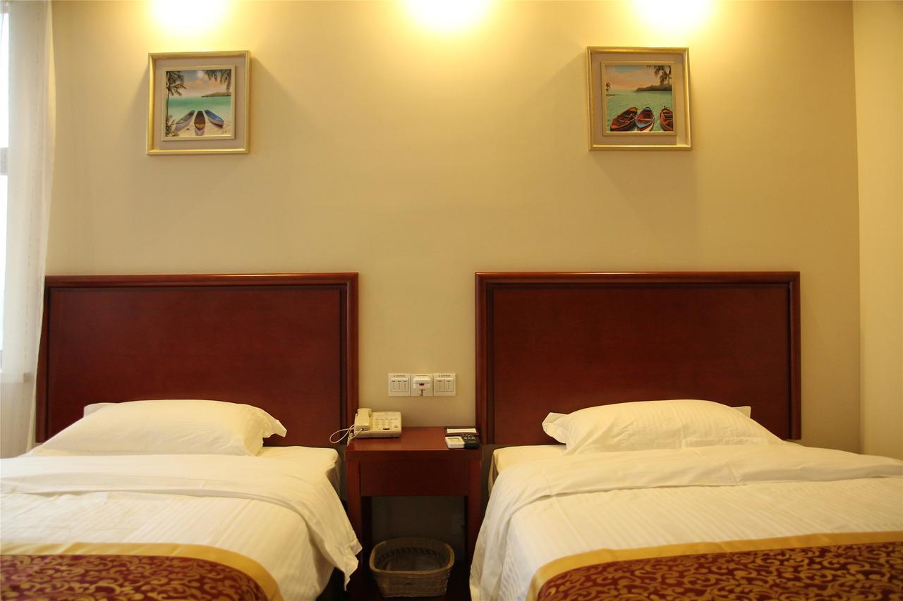 Greentree Inn Jiujiang Railway Station Business Hotel Екстер'єр фото
