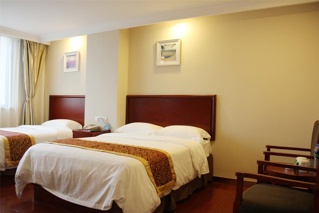 Greentree Inn Jiujiang Railway Station Business Hotel Екстер'єр фото