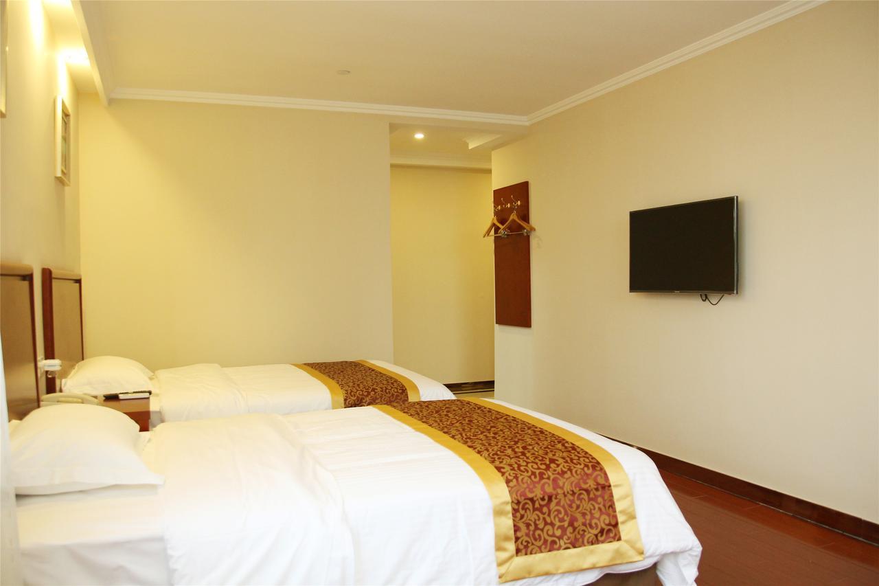 Greentree Inn Jiujiang Railway Station Business Hotel Екстер'єр фото