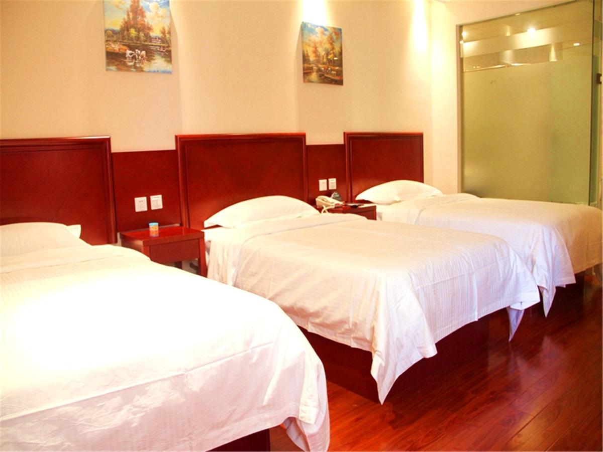 Greentree Inn Jiujiang Railway Station Business Hotel Екстер'єр фото