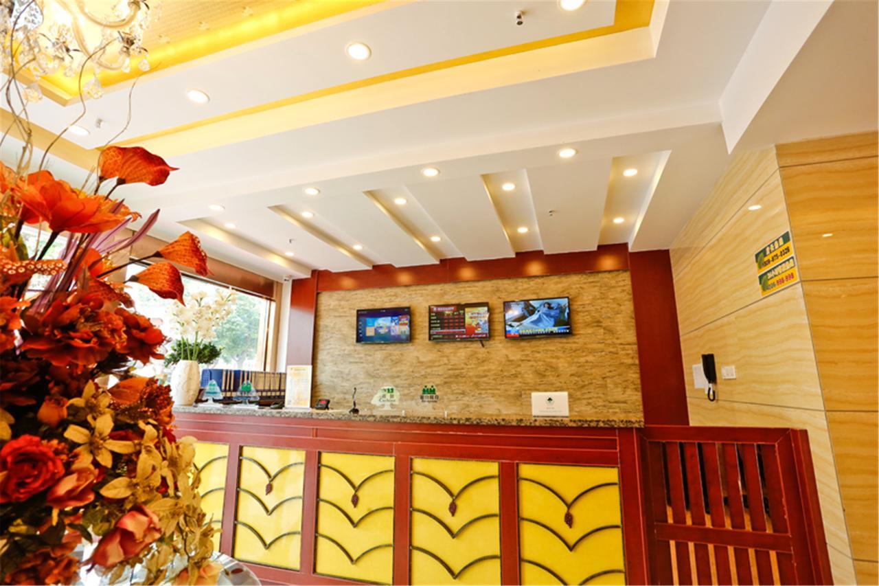 Greentree Inn Jiujiang Railway Station Business Hotel Екстер'єр фото