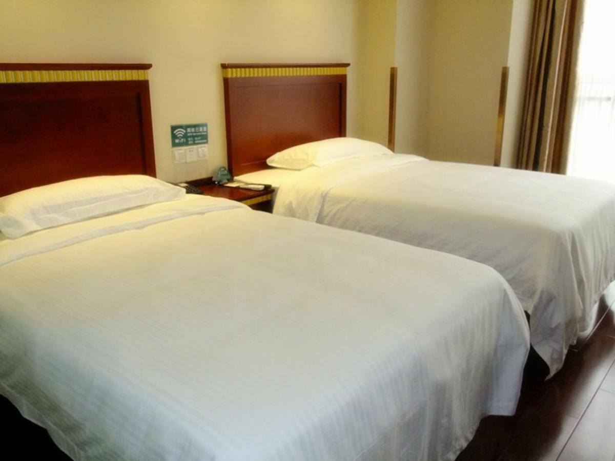 Greentree Inn Jiujiang Railway Station Business Hotel Екстер'єр фото