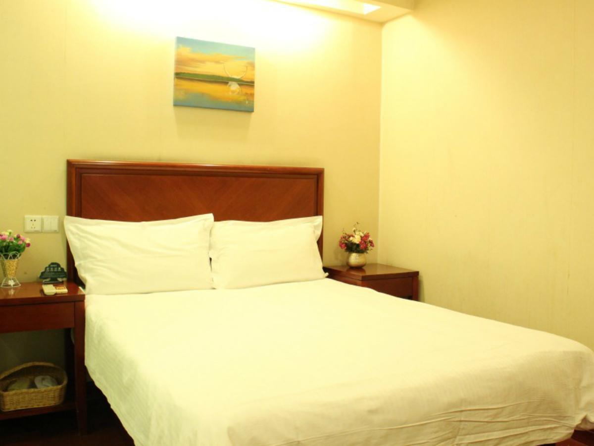 Greentree Inn Jiujiang Railway Station Business Hotel Екстер'єр фото